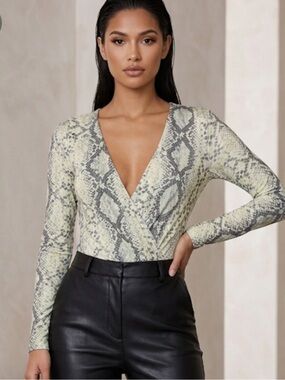 Fashion Nova‎ Snake Print Bodysuit - Green and Black